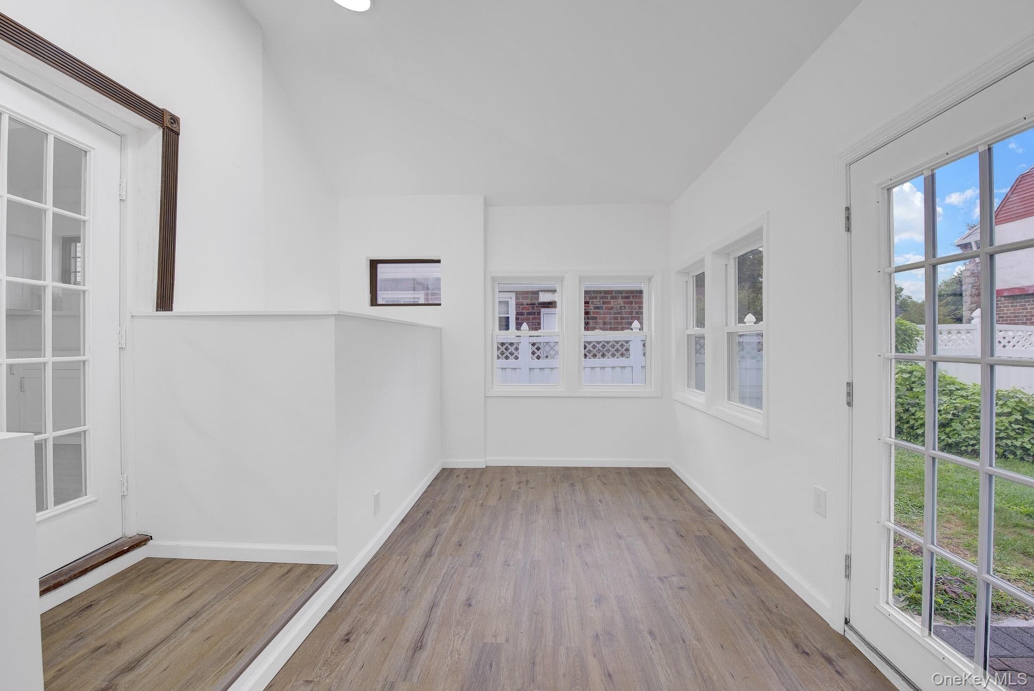 54 Surrey Lane thumbnail 16