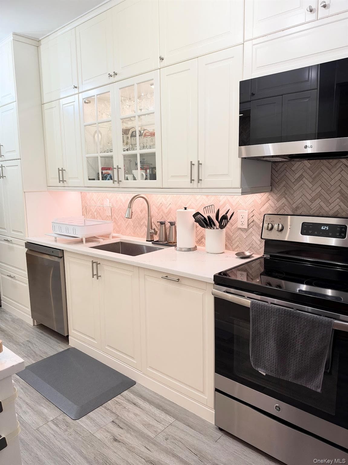 9701 Shore Road Unit: 20 thumbnail 8