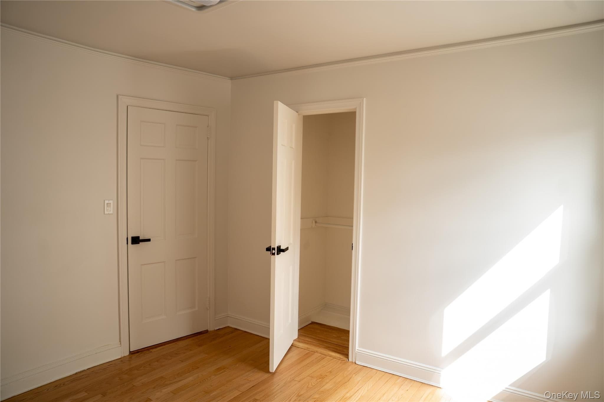 586 Stratford Road thumbnail 7