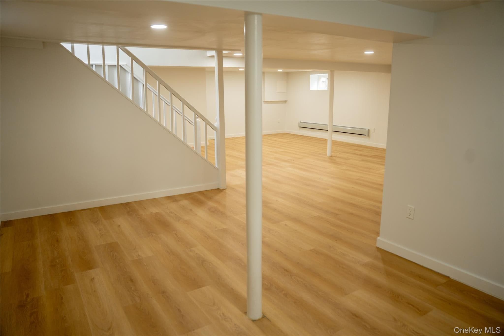 586 Stratford Road thumbnail 30