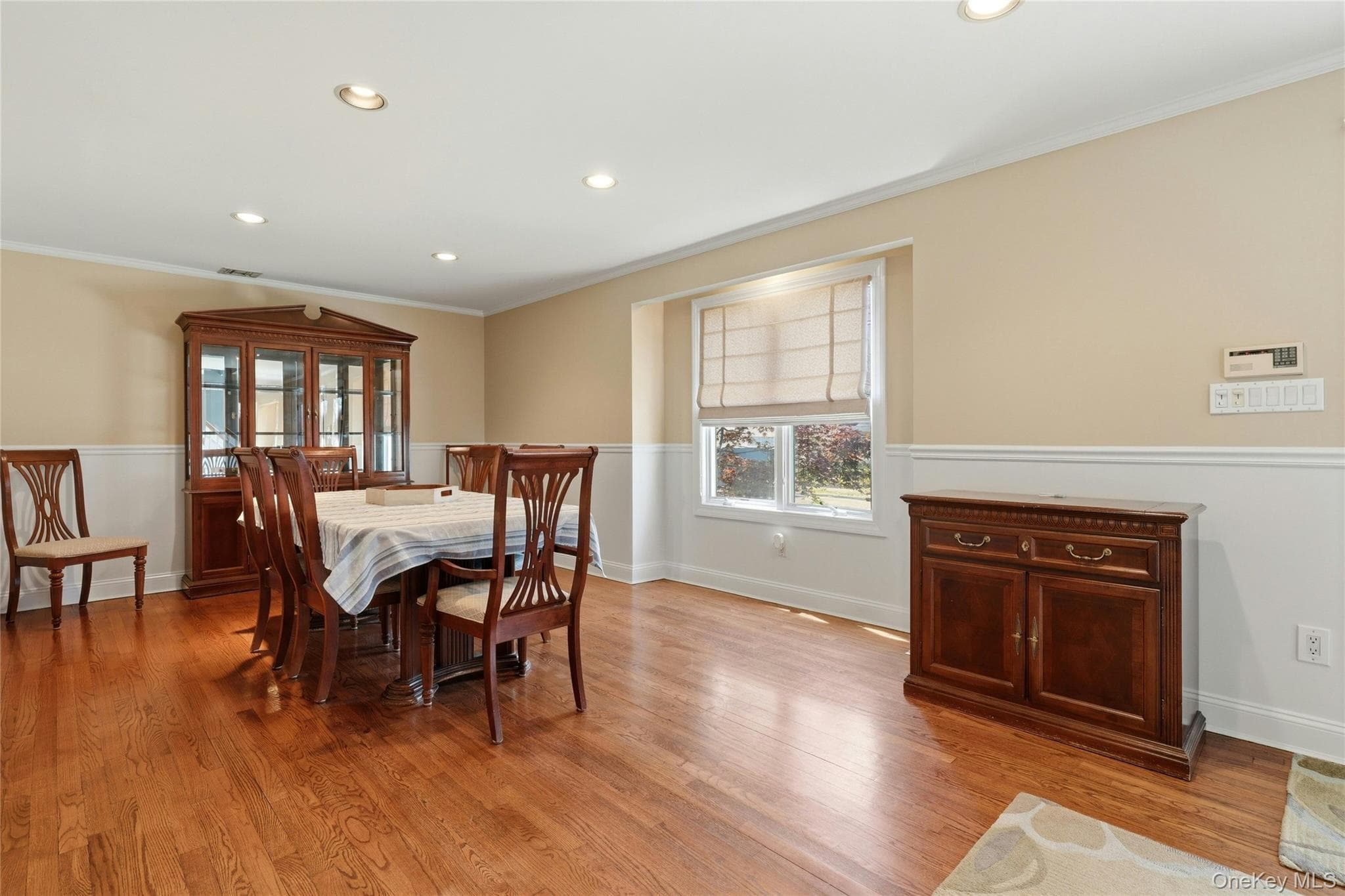 852 Jackson Avenue thumbnail 11