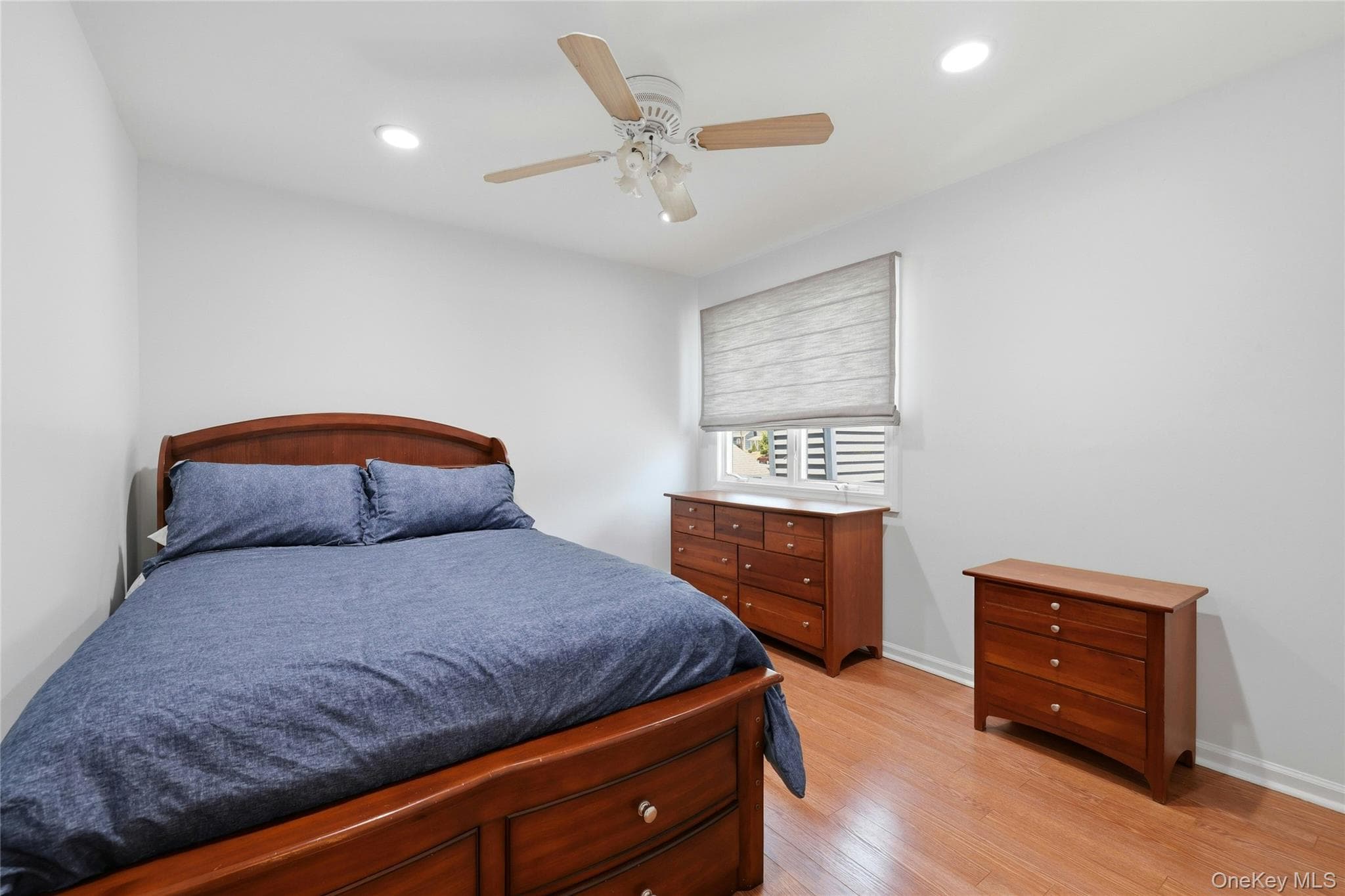 852 Jackson Avenue thumbnail 21