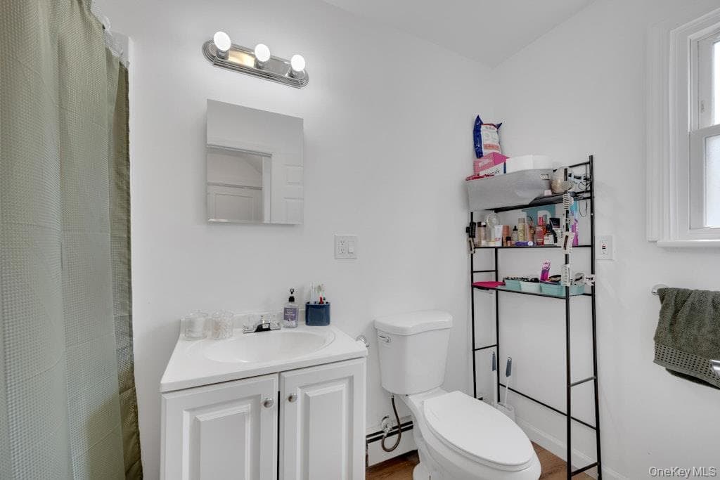 144 Beekman Avenue thumbnail 13