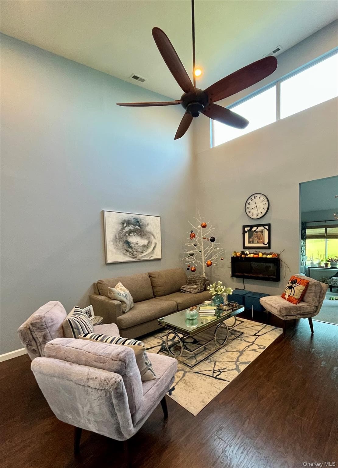 735 Spring Lake Drive thumbnail 13