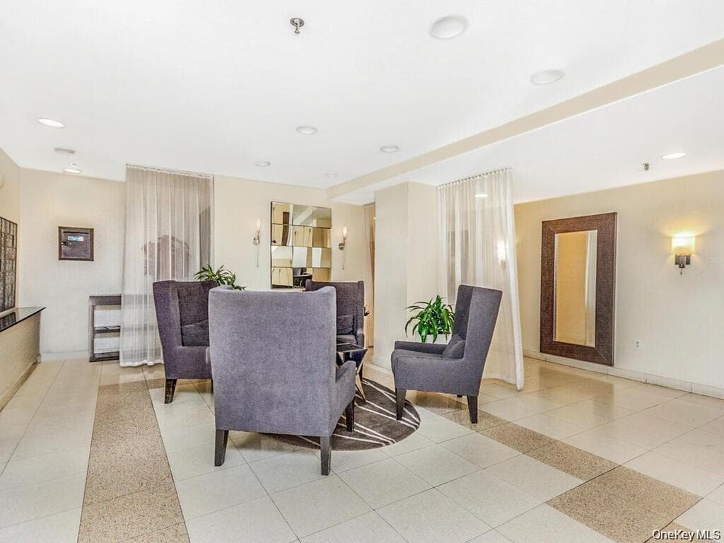2287 Johnson Avenue Unit: 14C thumbnail 14