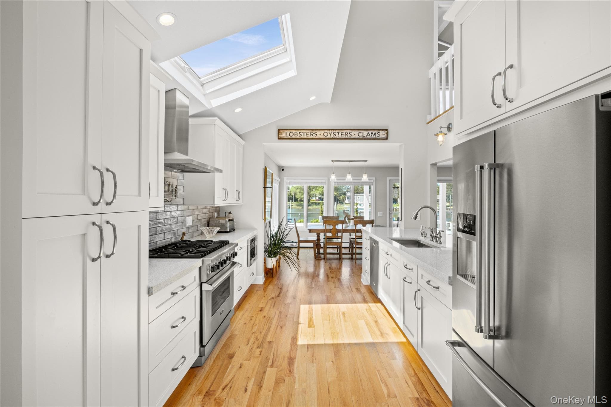 81 Beach Road thumbnail 9