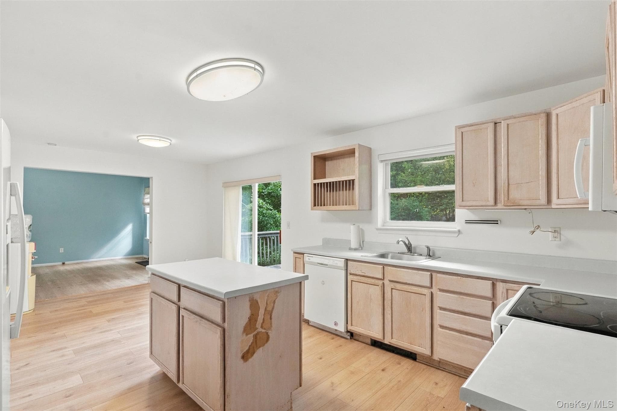 16 Cambridge Circle thumbnail 13