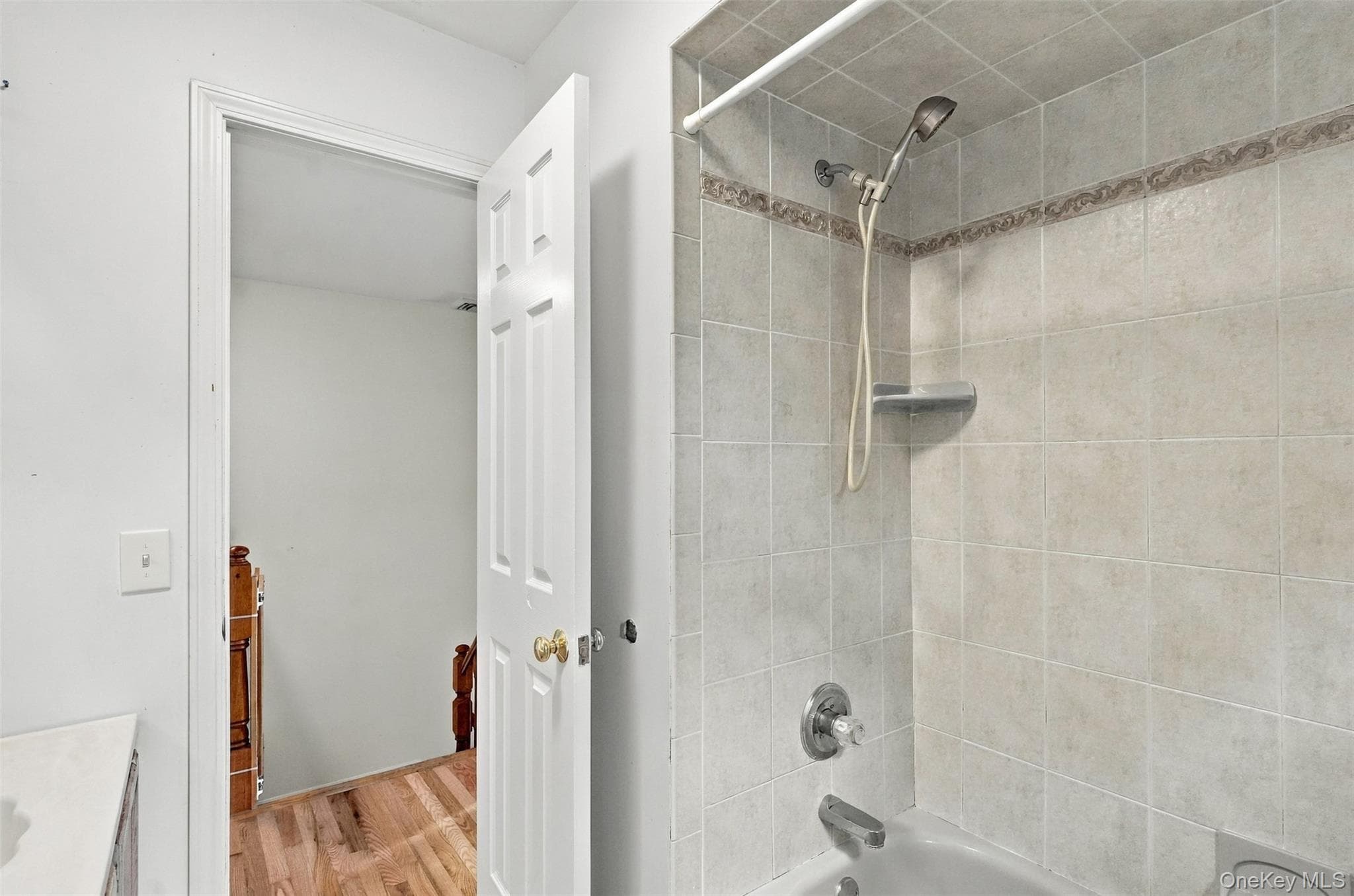 16 Cambridge Circle thumbnail 25