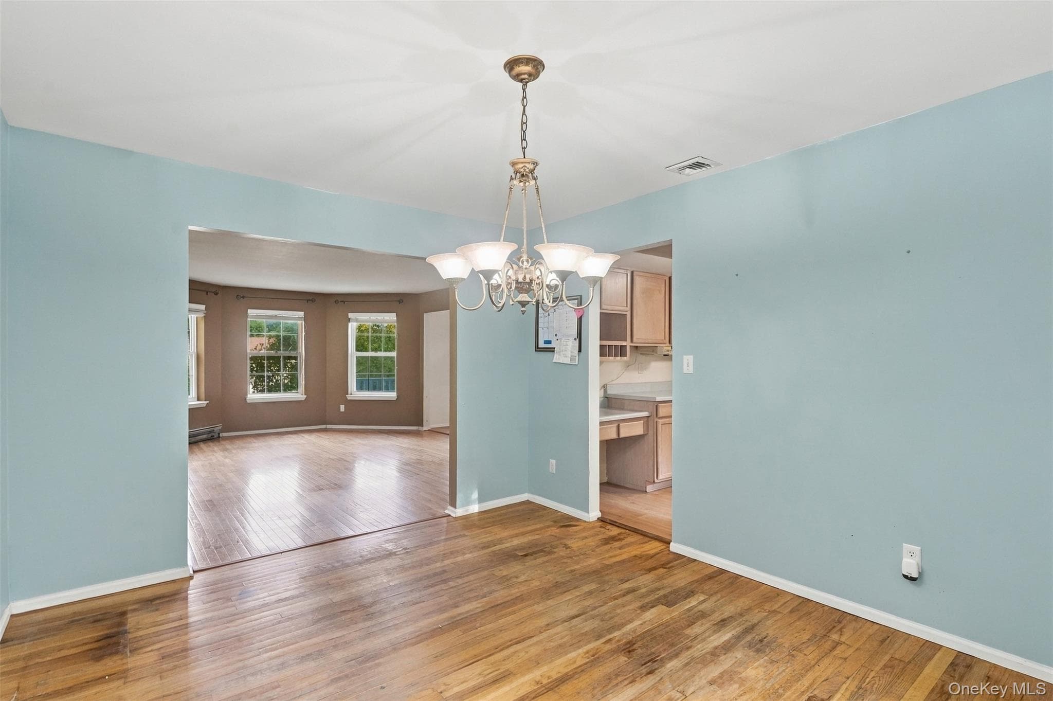 16 Cambridge Circle thumbnail 12