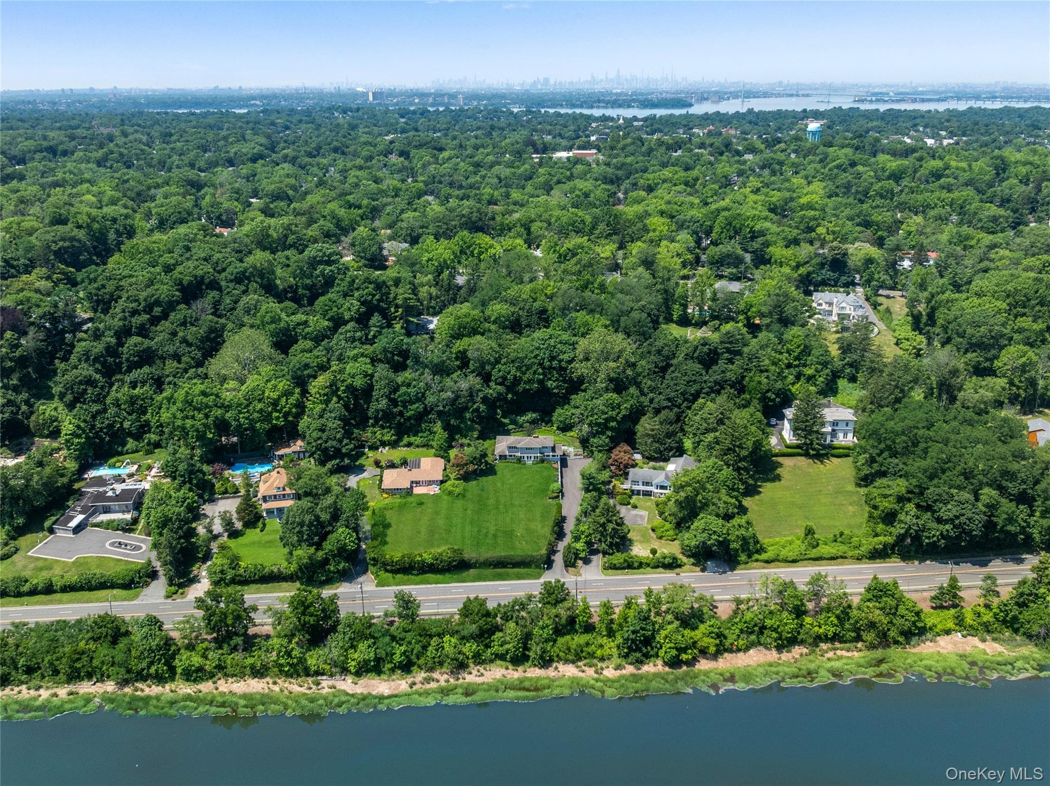 353 E Shore Road thumbnail 28