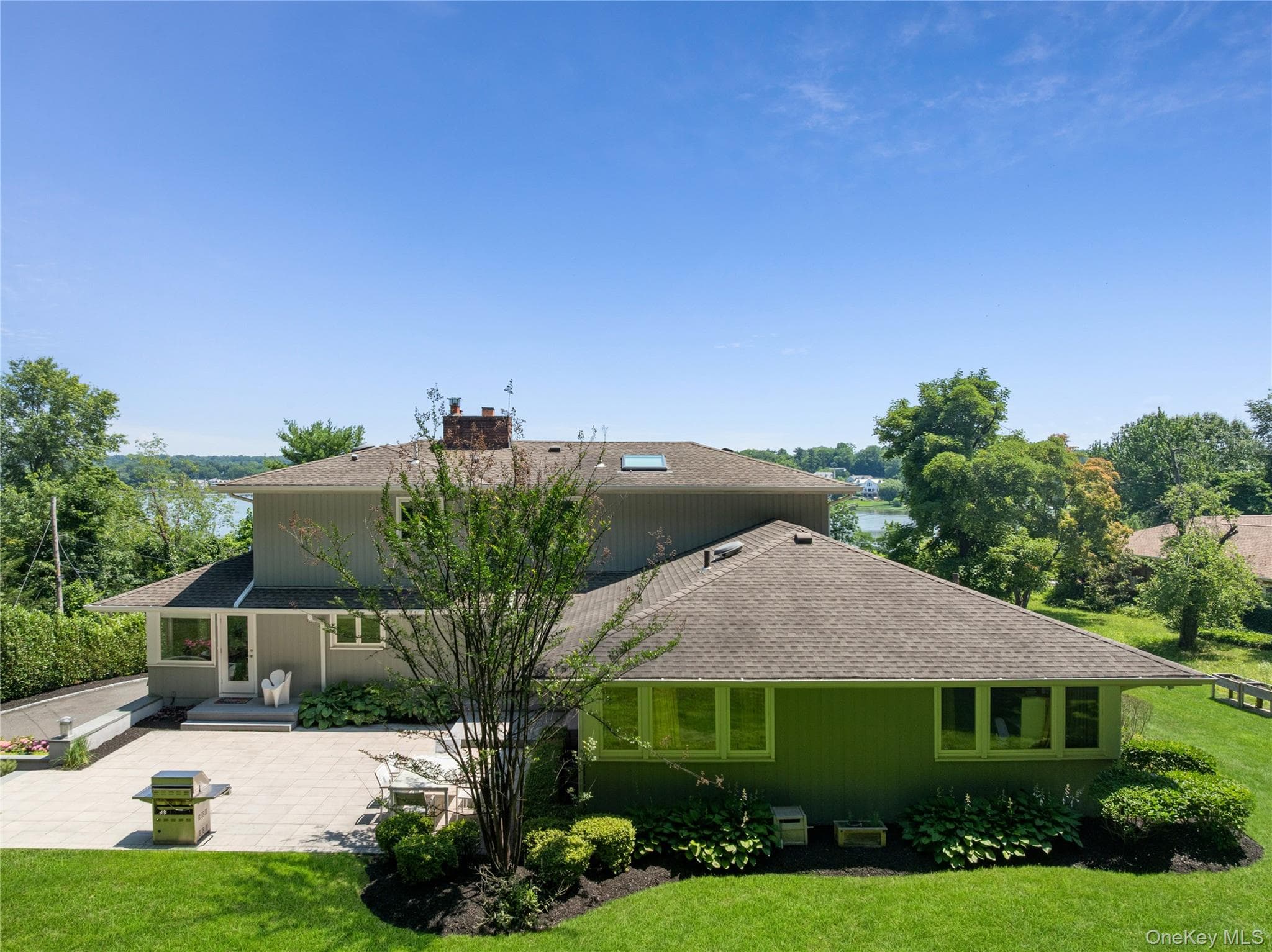 353 E Shore Road thumbnail 24