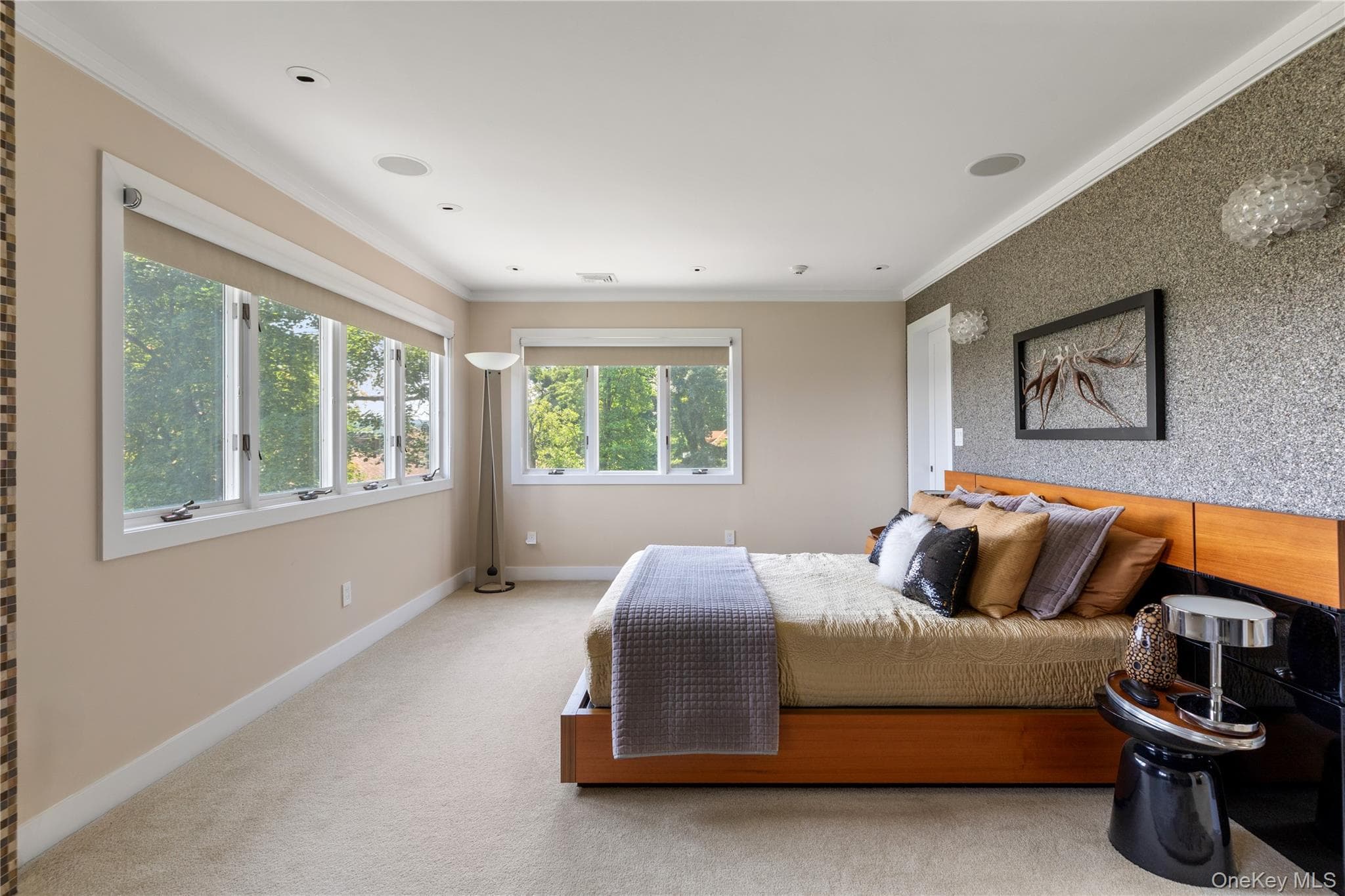 353 E Shore Road thumbnail 17