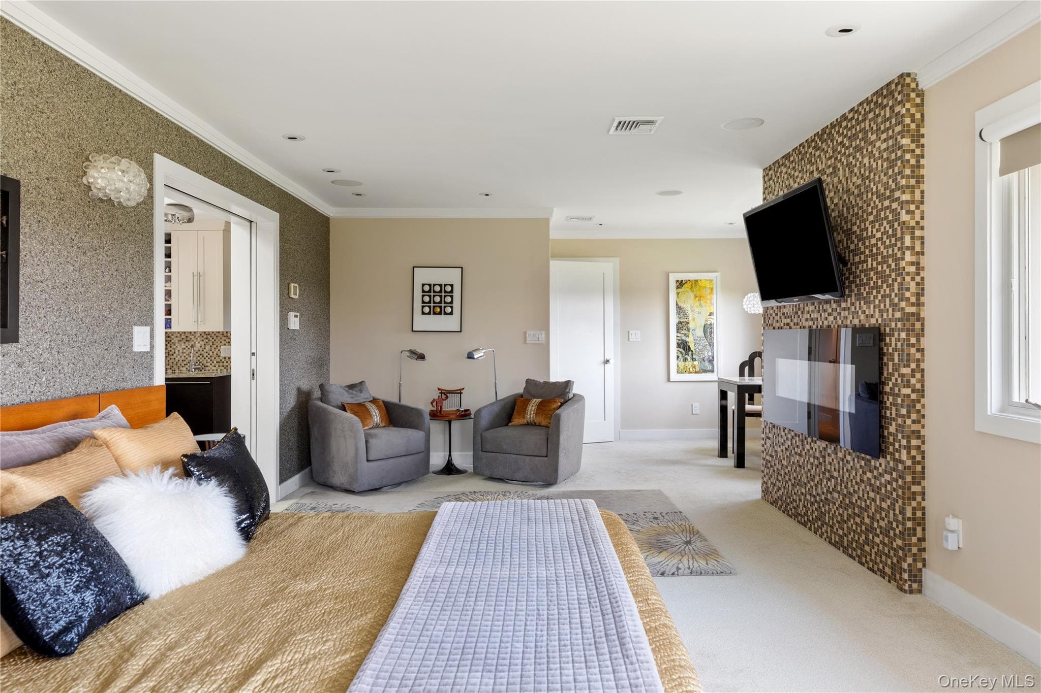 353 E Shore Road thumbnail 15