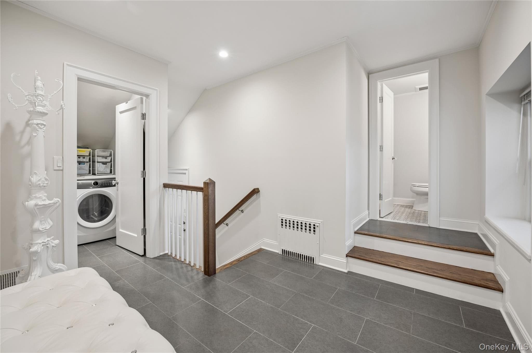 211 Douglas Place thumbnail 22