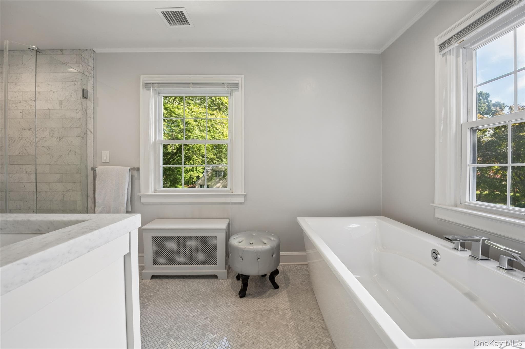 211 Douglas Place thumbnail 31