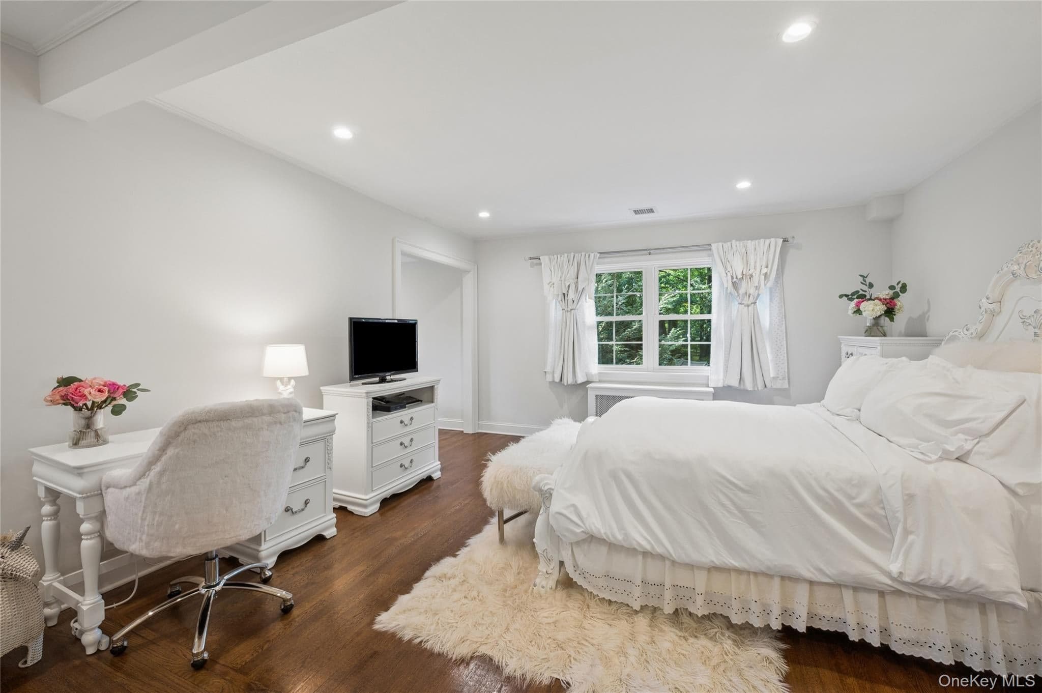 211 Douglas Place thumbnail 26