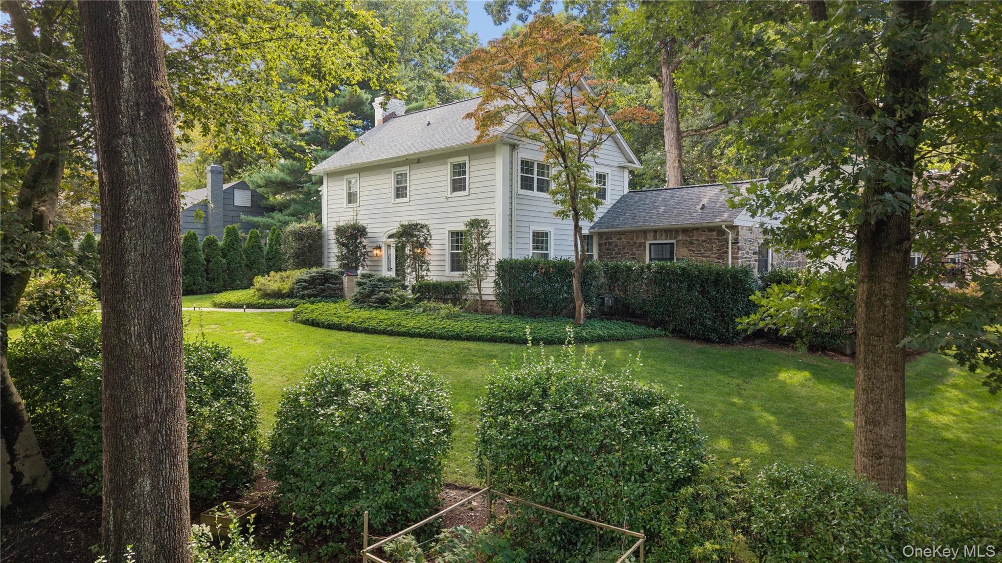 211 Douglas Place thumbnail 45