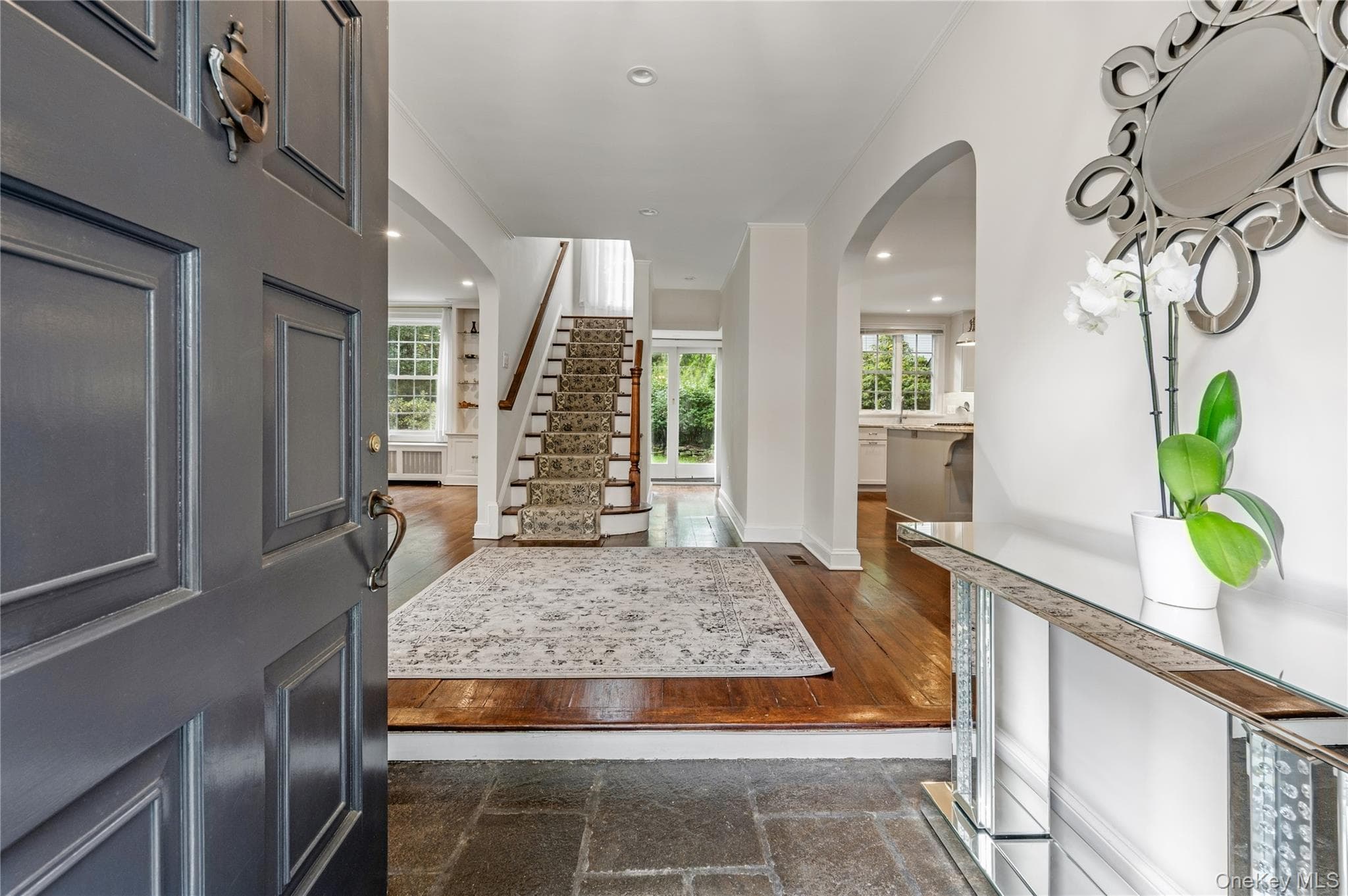 211 Douglas Place thumbnail 6
