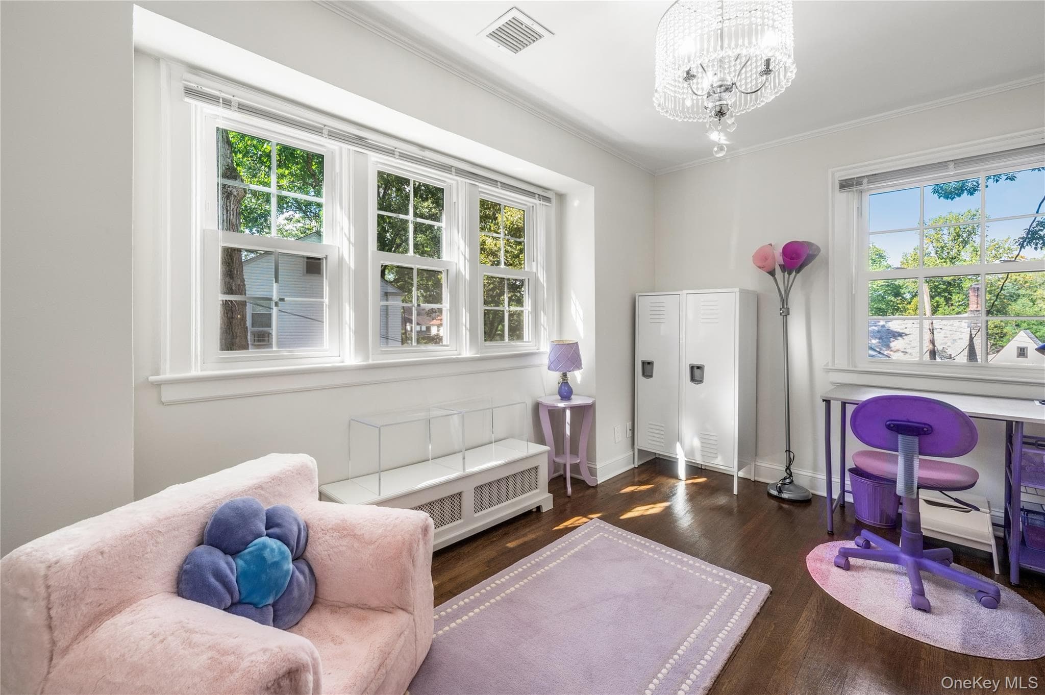 211 Douglas Place thumbnail 32