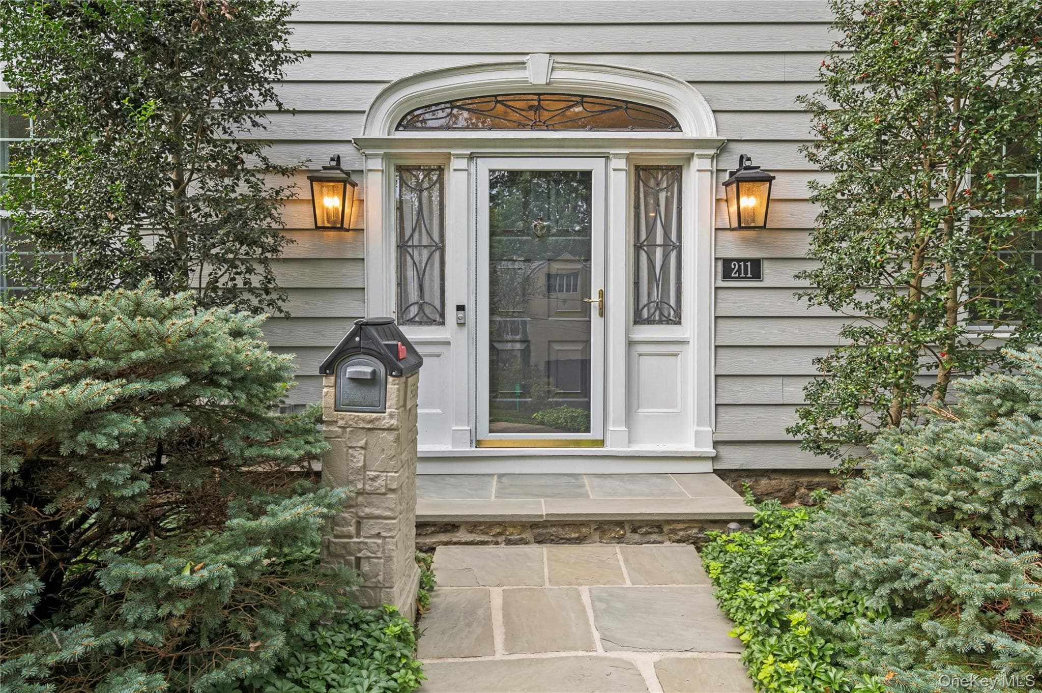 211 Douglas Place thumbnail 5
