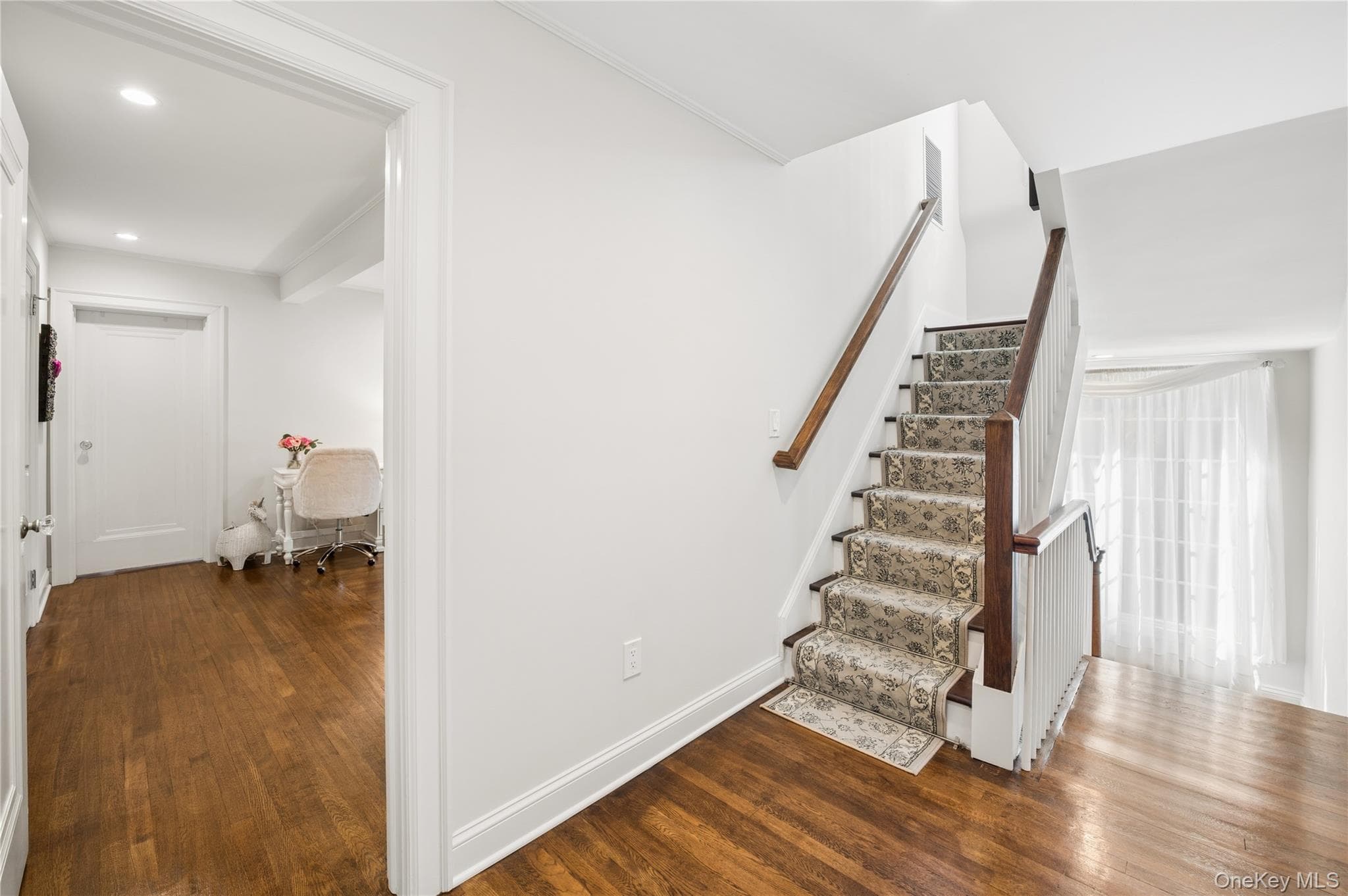 211 Douglas Place thumbnail 23
