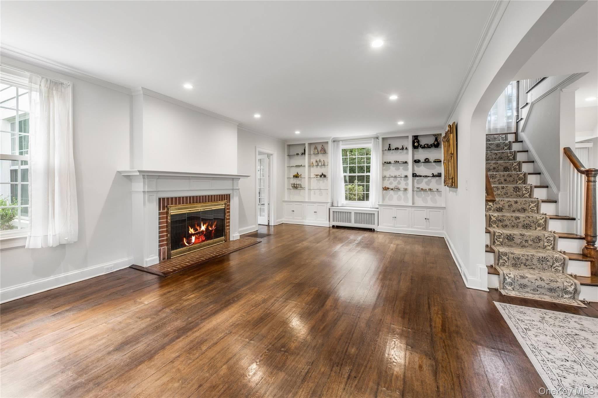 211 Douglas Place thumbnail 9