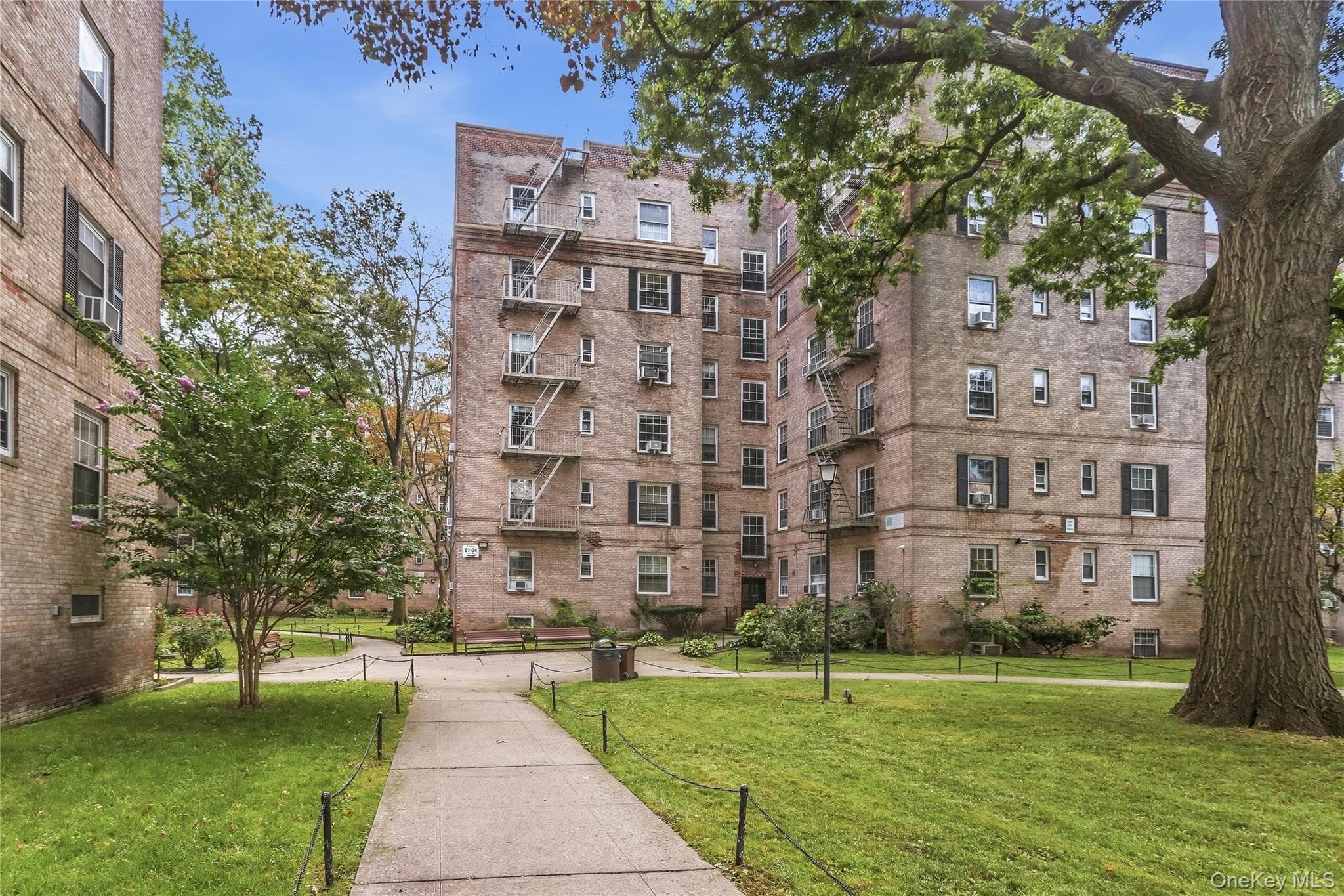 51-10 30 Avenue Unit: 4 thumbnail 22