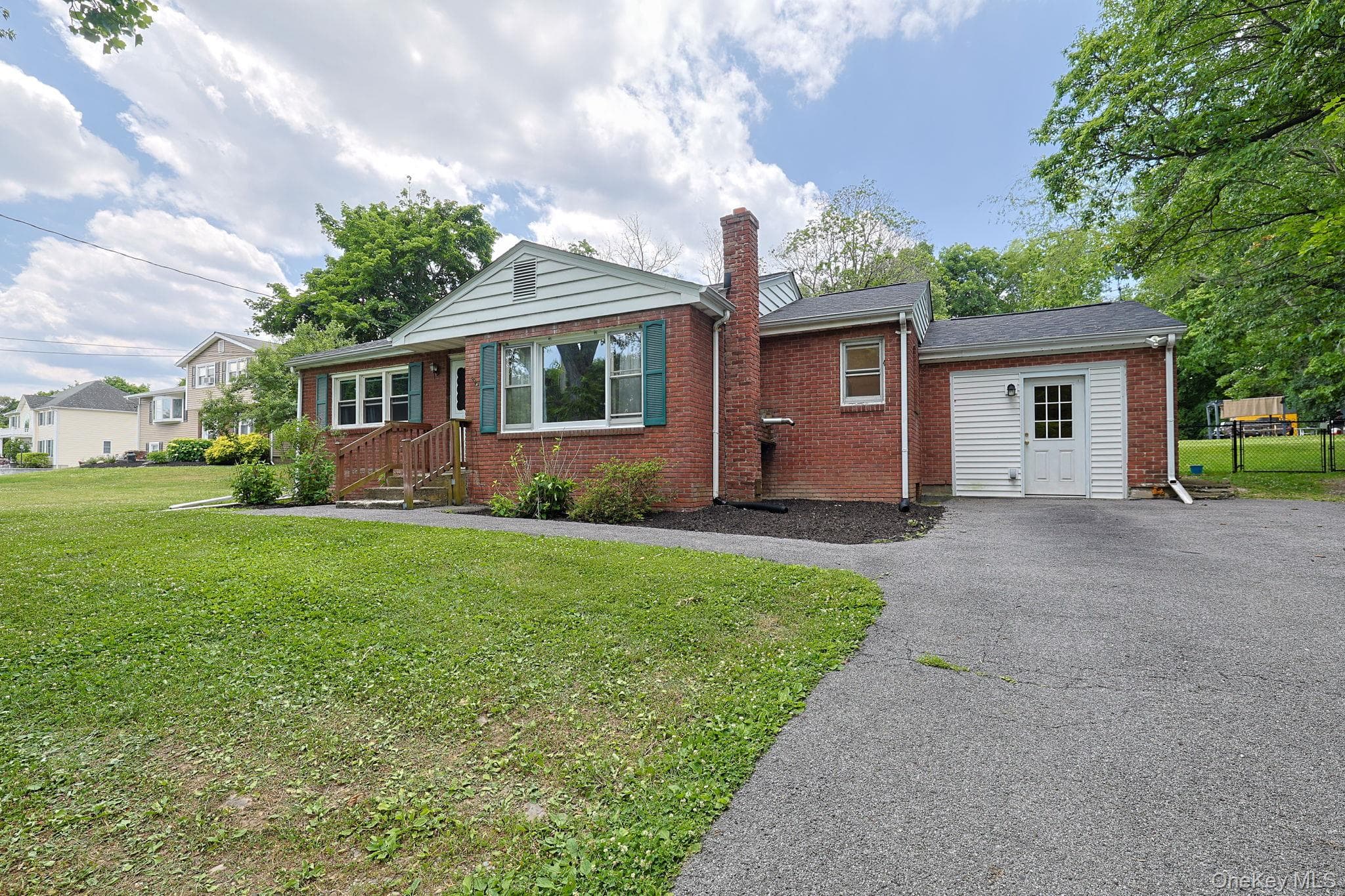 178 Mount Airy Road thumbnail 2