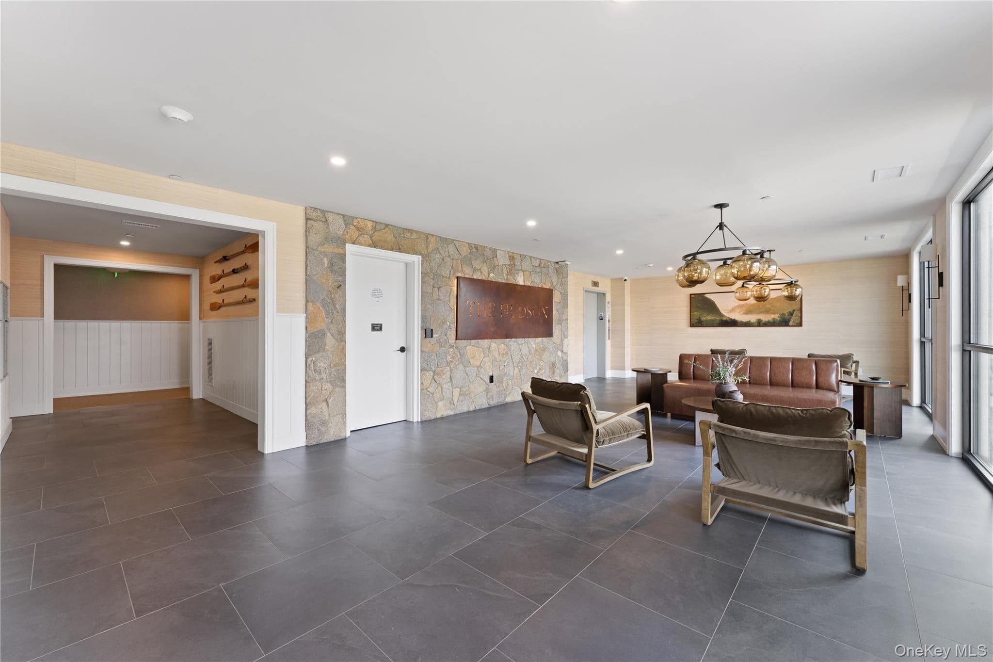 25 S Riverside Avenue Unit: 210 thumbnail 2