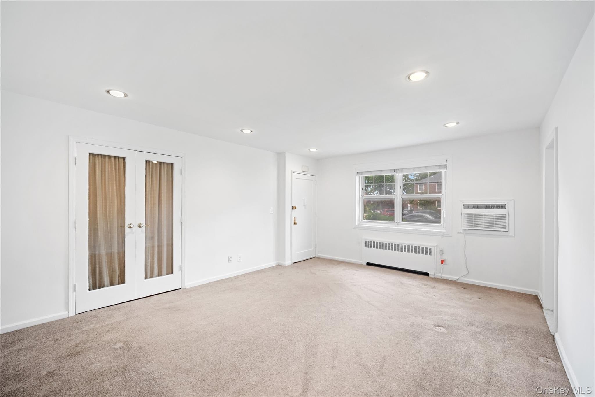 252-38 60th Avenue Unit: L #591 thumbnail 5