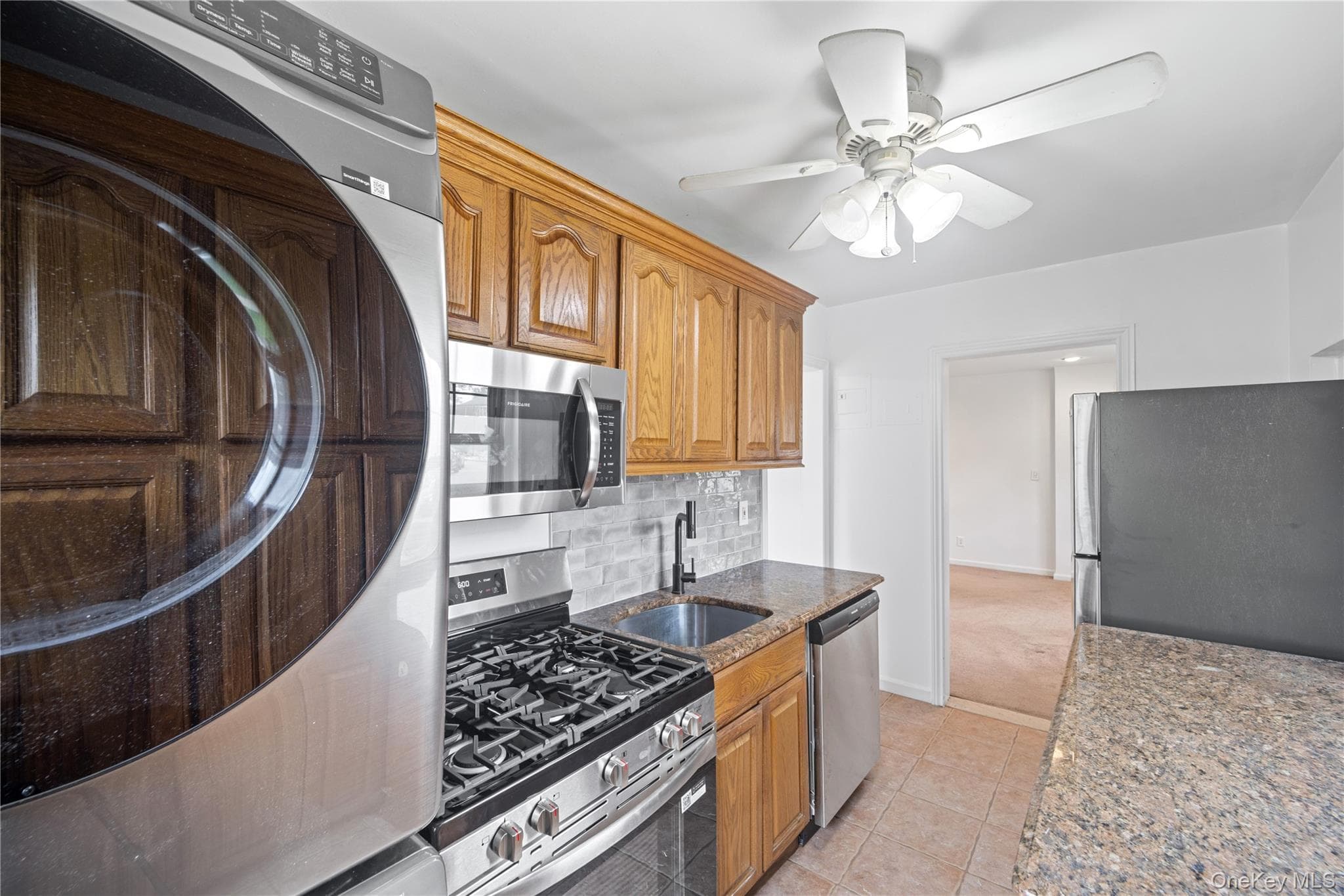 252-38 60th Avenue Unit: L #591 thumbnail 4