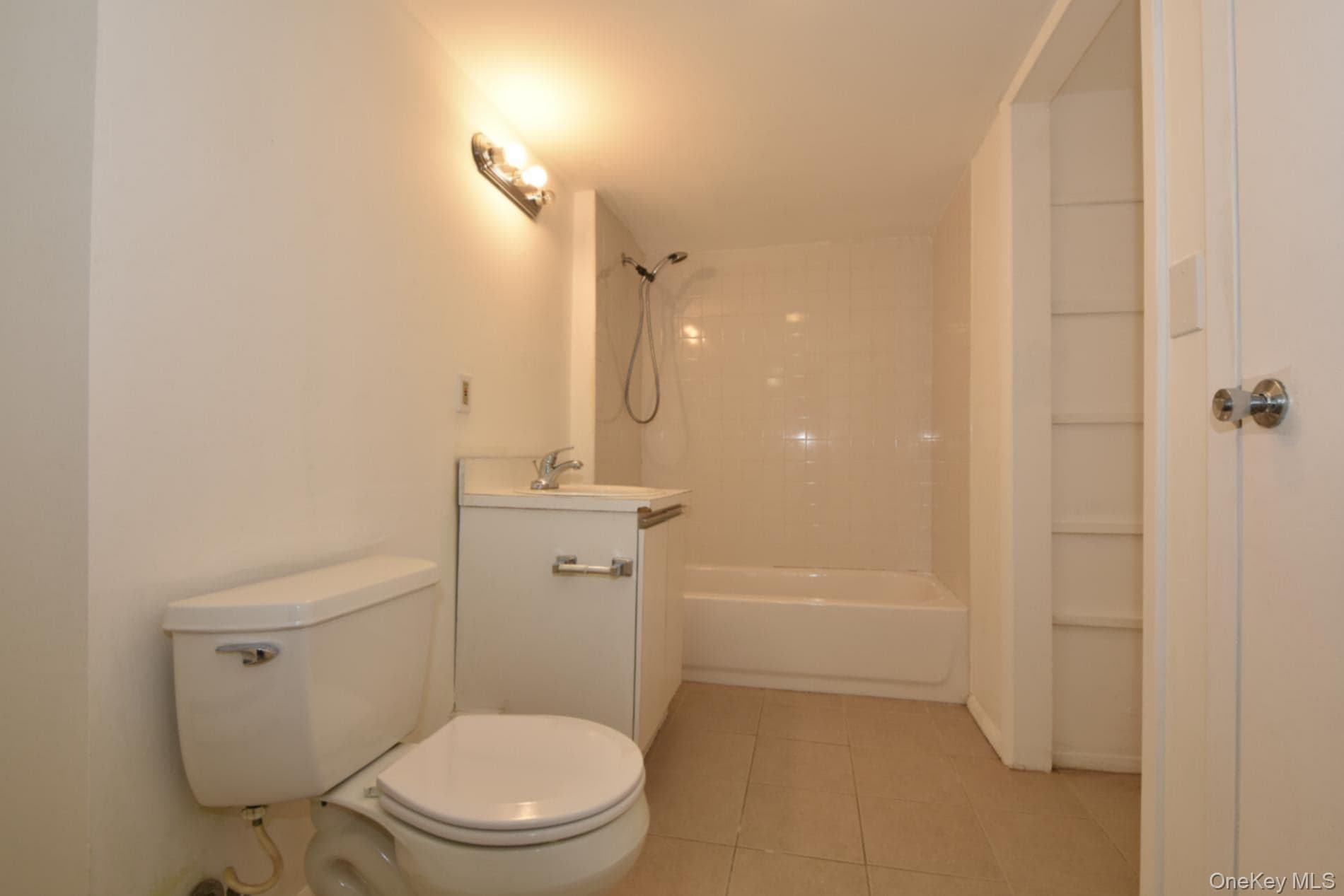 2230 Louis Kossuth Avenue thumbnail 14