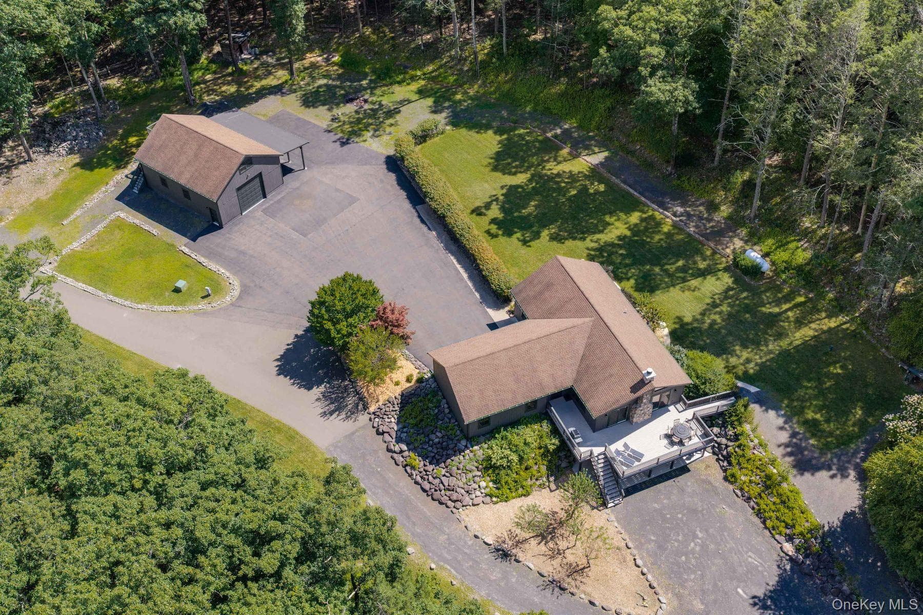 61 Woodland Falls Road thumbnail 40
