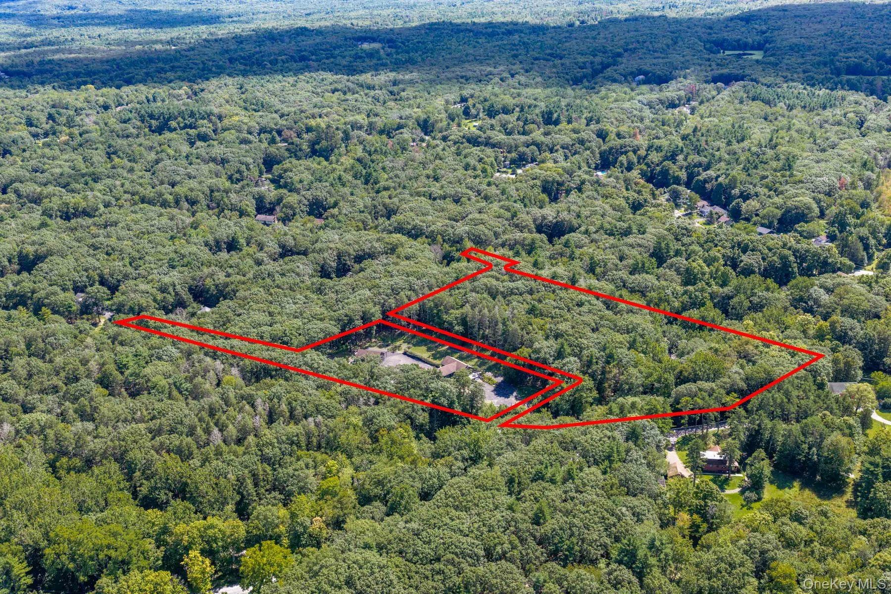 61 Woodland Falls Road thumbnail 43