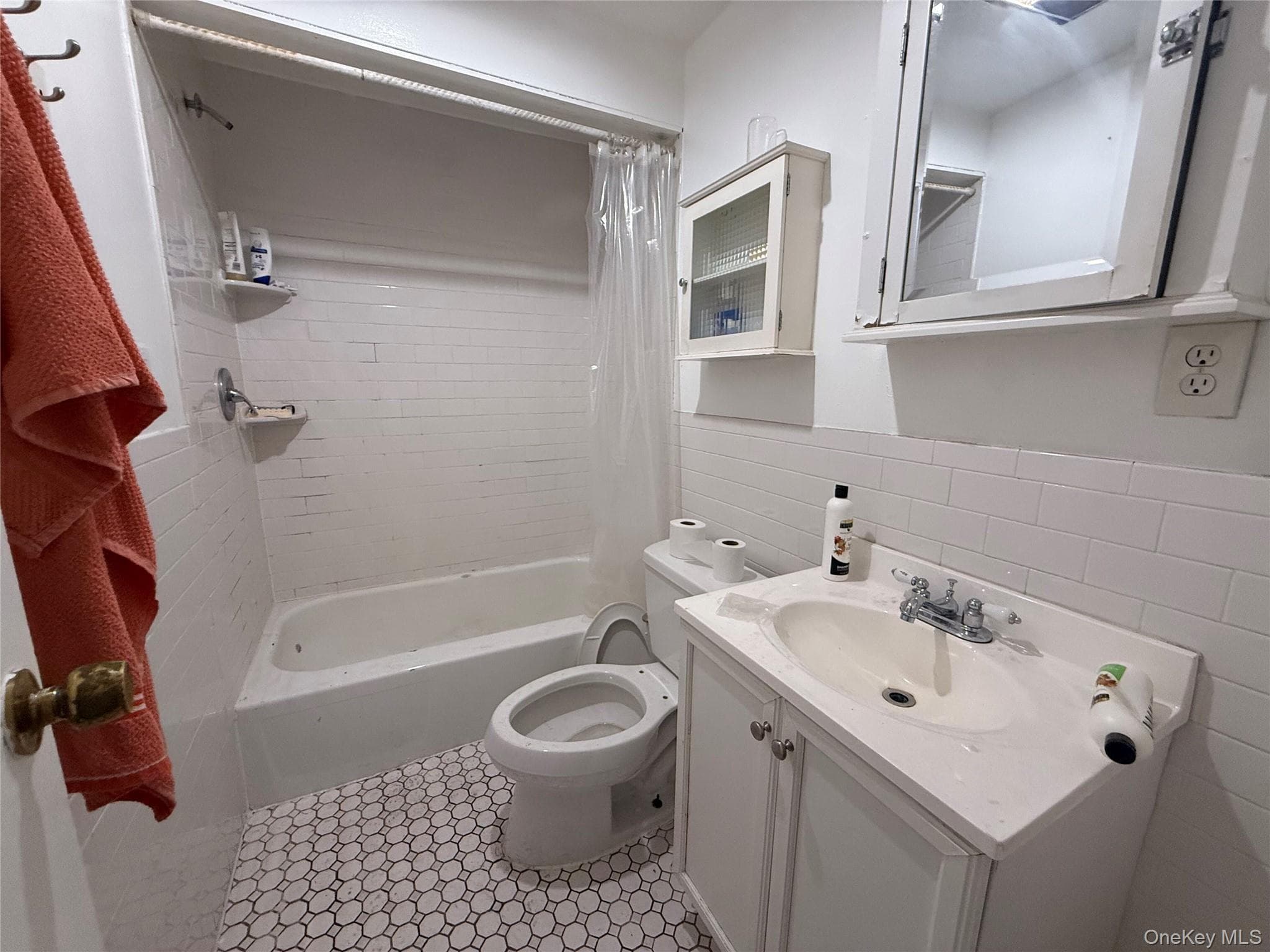 1442 3rd Avenue thumbnail 13