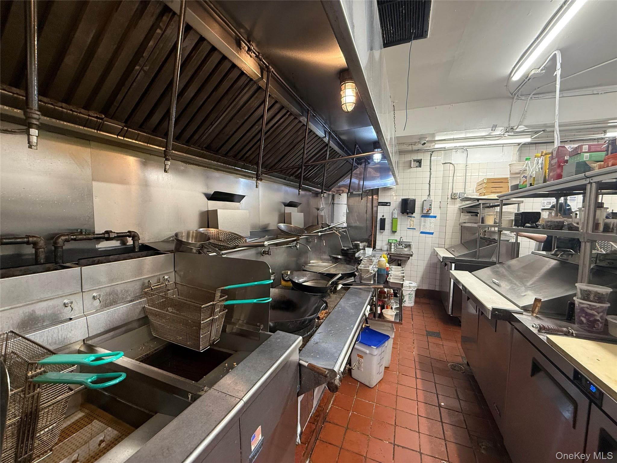 1442 3rd Avenue thumbnail 23