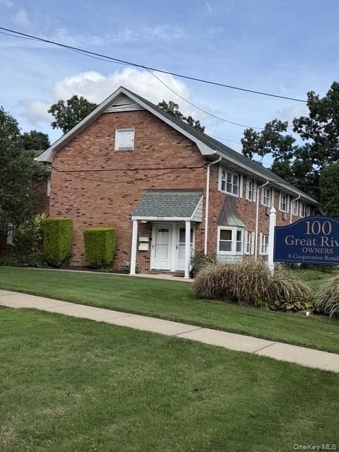 100 Connetquot Ave AVE Unit: 36 photo 1