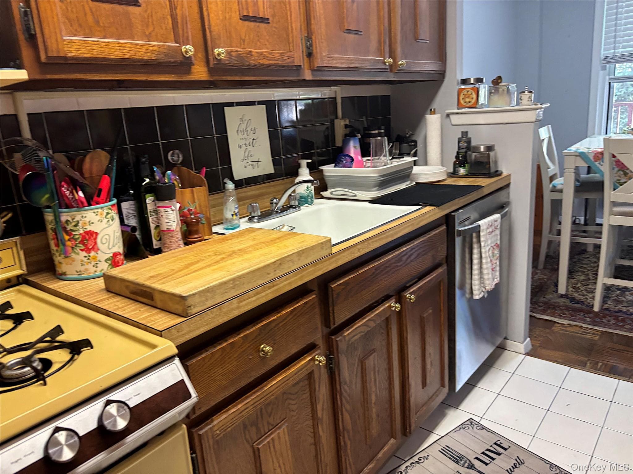 315 W 232nd Street Unit: 2M thumbnail 5