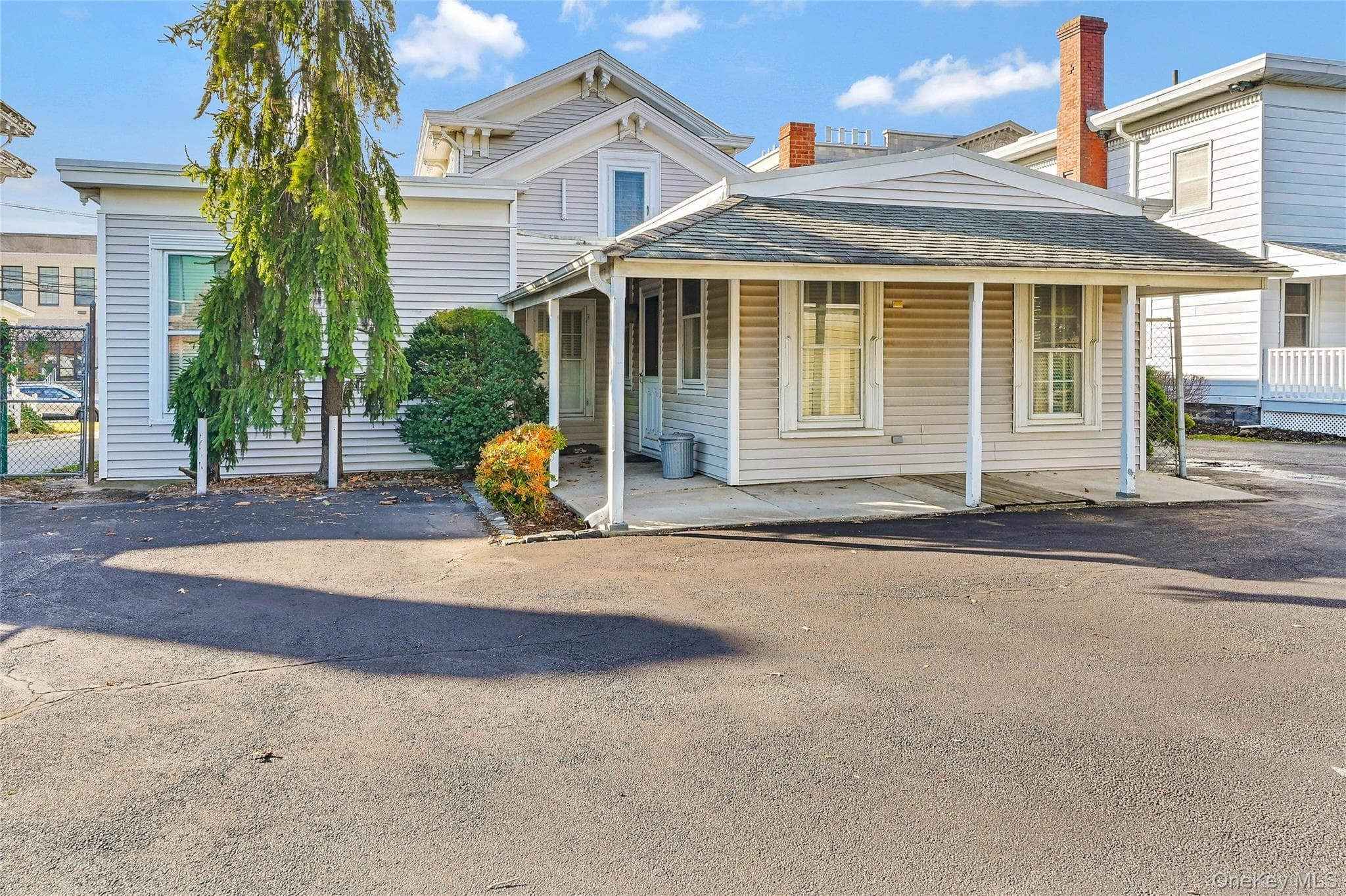 218 Griffing Avenue thumbnail 4