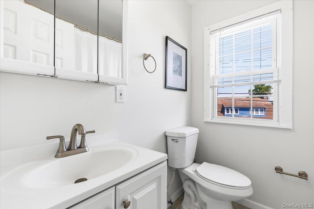 54 Hartsdale Road thumbnail 24