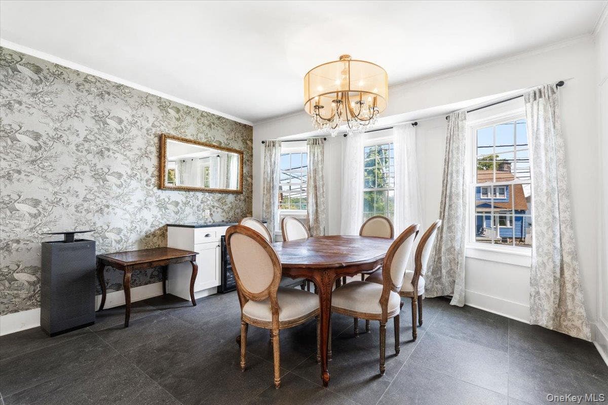 54 Hartsdale Road thumbnail 10
