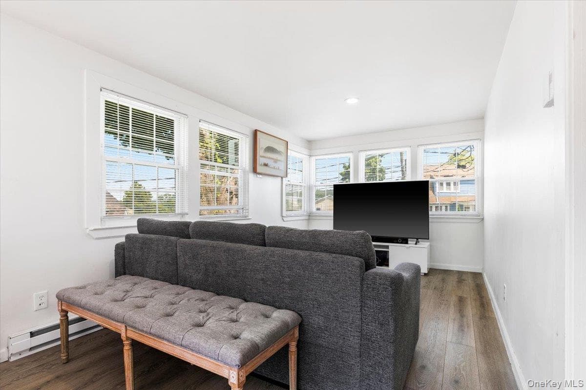 54 Hartsdale Road thumbnail 11