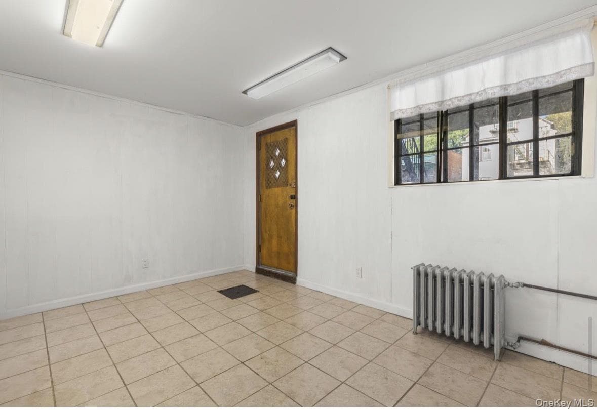 1147 E 223rd Street thumbnail 17