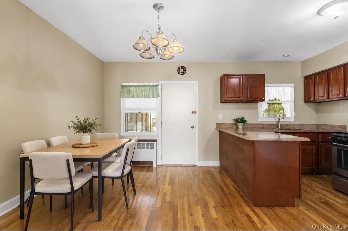 1147 E 223rd Street thumbnail 4