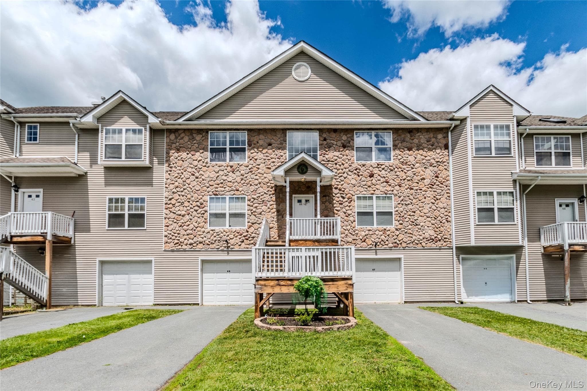 6 Danica Way Unit: 7-47, Liberty