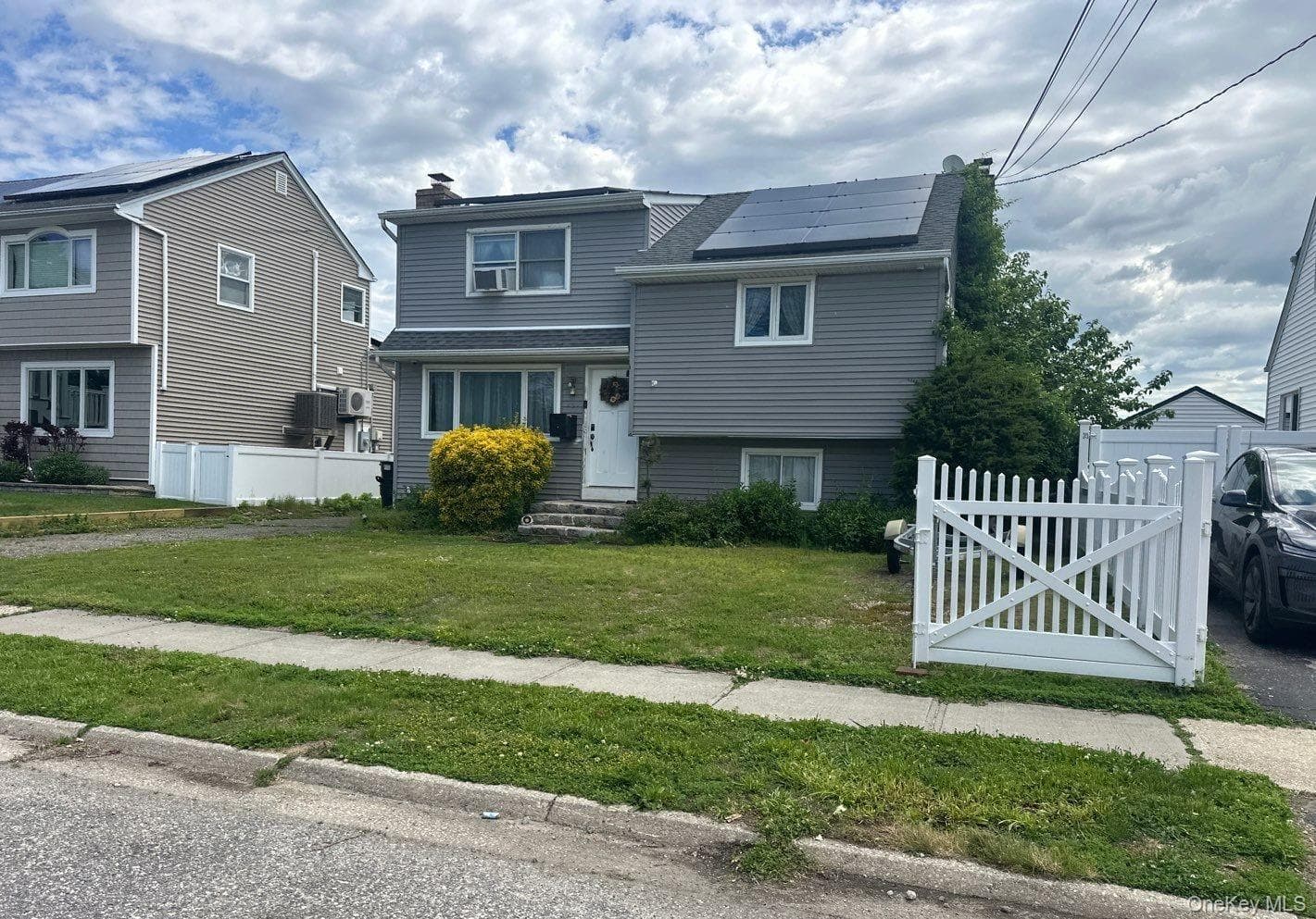 265 East Drive thumbnail 2
