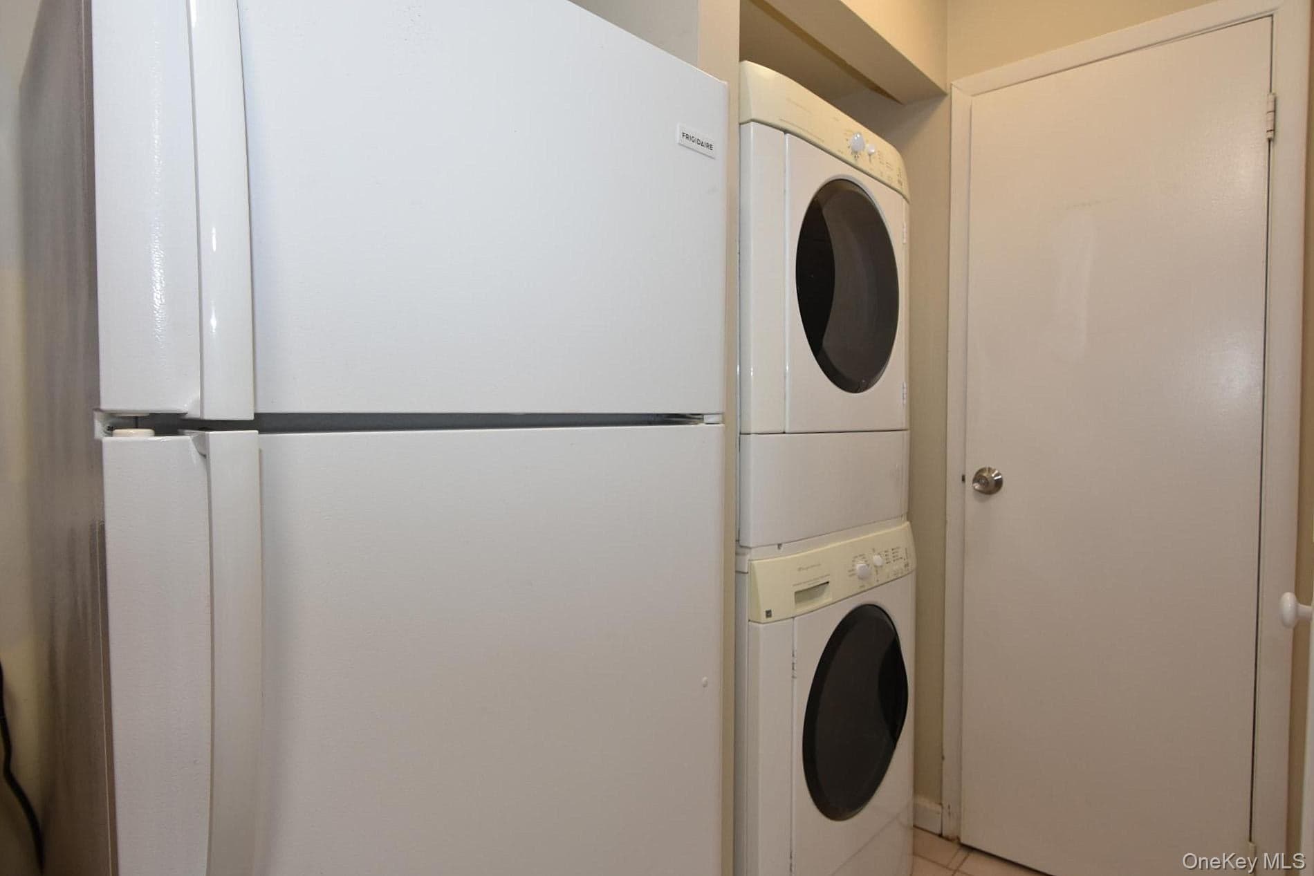 211 Springmeadow Drive Unit: J thumbnail 9