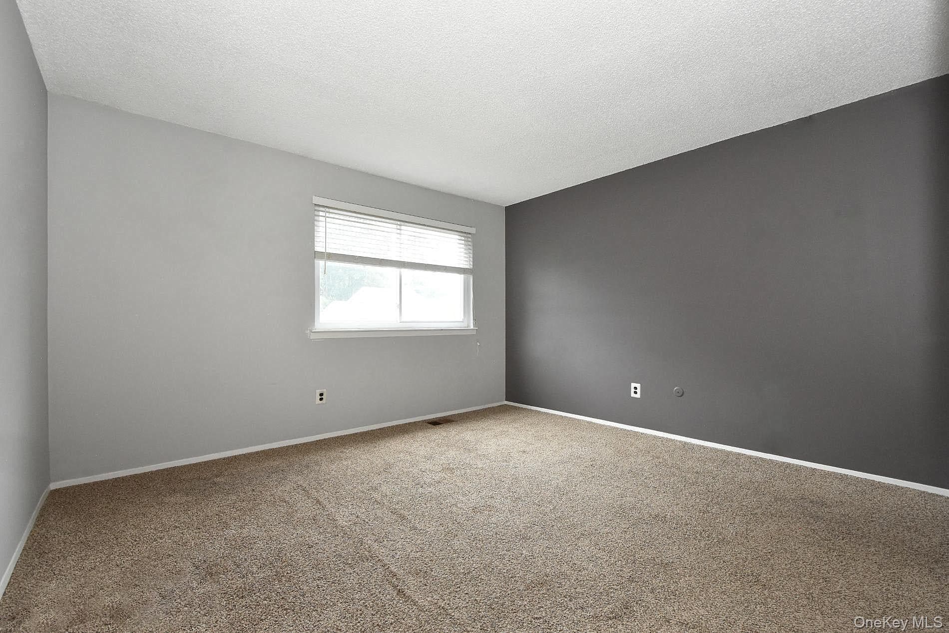 211 Springmeadow Drive Unit: J thumbnail 11
