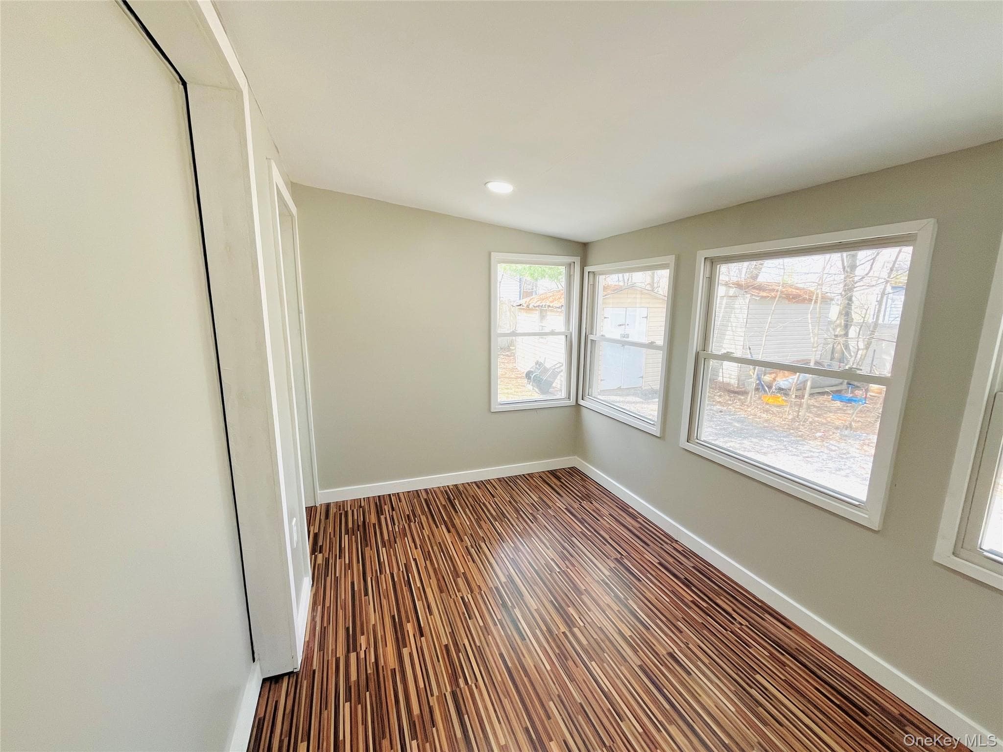 723 Beekman Road Unit: 42 thumbnail 15