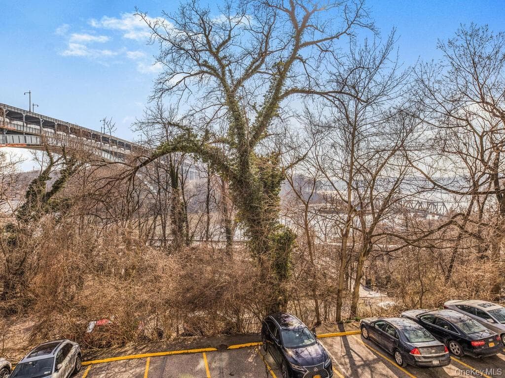 2465 Palisade Avenue Unit: 1A thumbnail 23